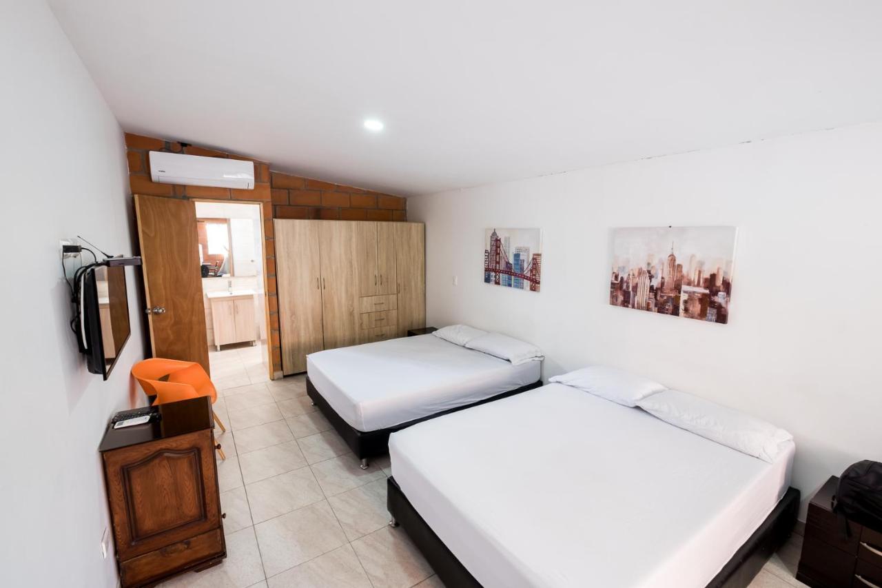 Medellin Backpacker Hostel エクステリア 写真