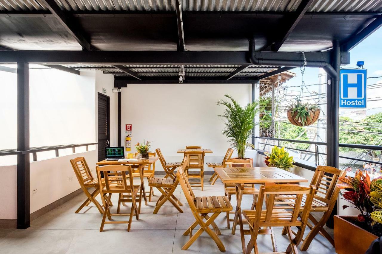 Medellin Backpacker Hostel エクステリア 写真