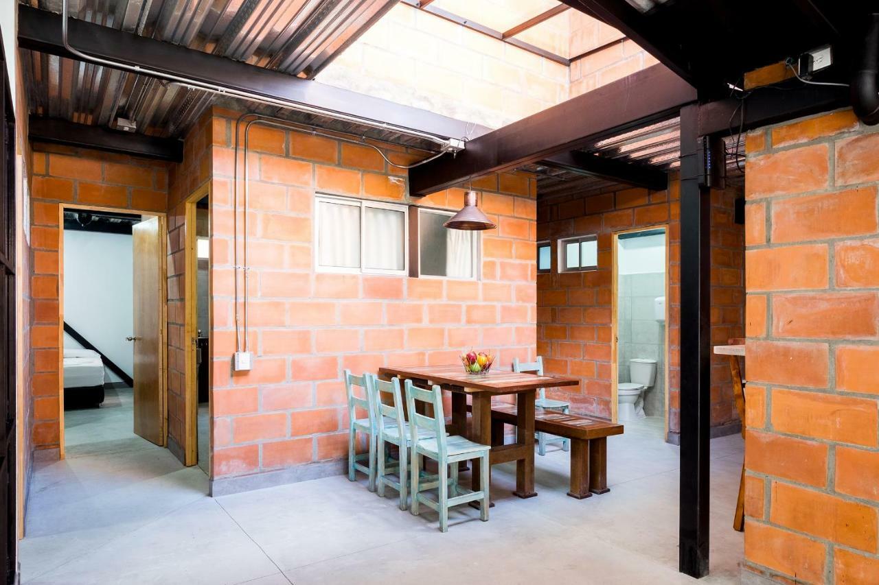 Medellin Backpacker Hostel エクステリア 写真